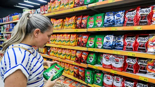 Preço do café aumentou 80,2% nos últimos 12 meses, diz IBGE - Imagem