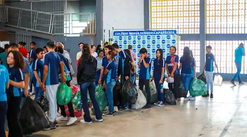 Projeto arrecadou mais de 14 toneladas de resíduos plásticos - Imagem