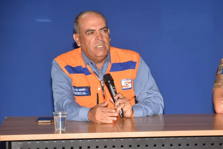 Coordenador da Defesa Civil, o coronel Moisés defendeu a implantação urgente do novo sistema
