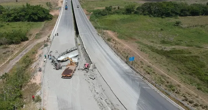 AL registra 20 acidentes com carretas em 3 meses; último deixou um morto na BR-101