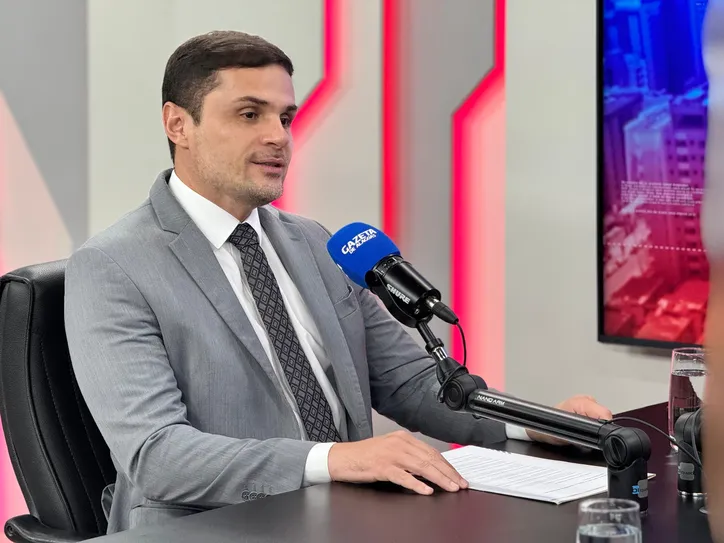 Segundo Ayres, momento mais difícil foi o fechamento do comércio