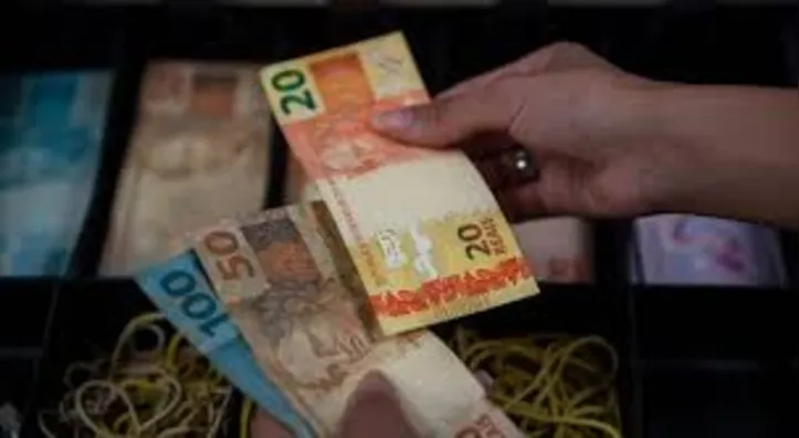 Em 2024, o país registrou os menores níveis de pobreza da série