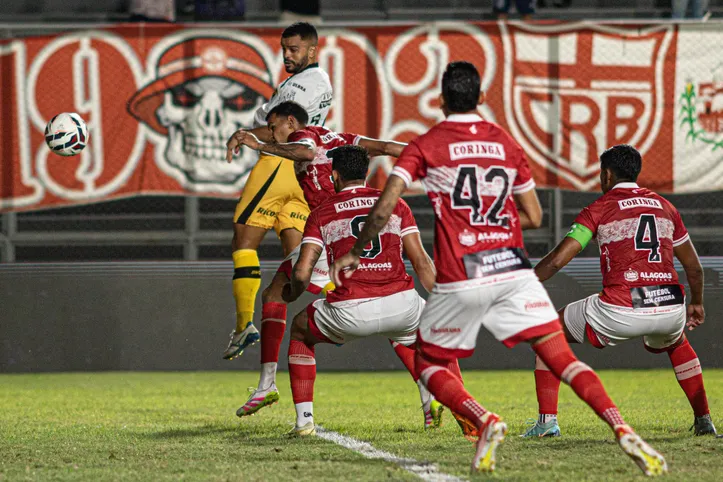 CRB não jogou um bom futebol, mas empatou fora de casa