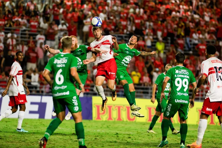 CRB venceu a Chapecoense na partida do 1º turno da Série B de 2024, disputada no Rei Pelé: 2 a 0