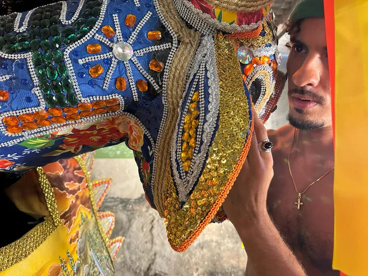 Curta-metragem que está sendo gravado em Maceió ressalta a cultura do bumba meu boi em Maceió