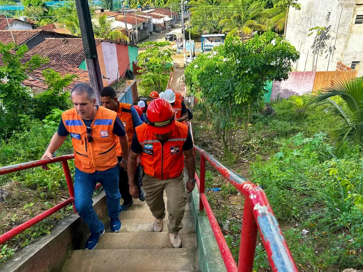 Técnicos fizeram vistoria na comunidade atingida