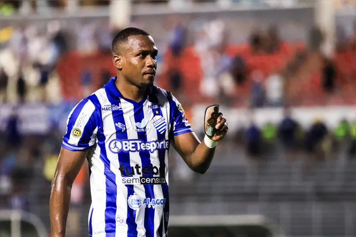 Igor Bahia diz que espírito do elenco para os jogos é de guerreiro