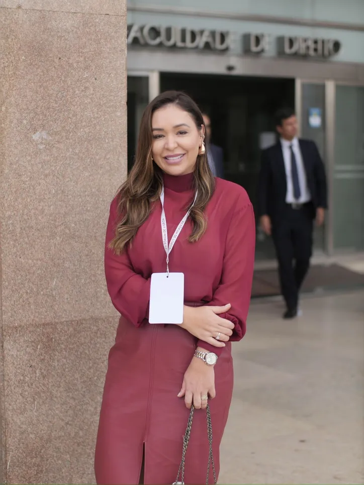 Advogada ANDREIA FEITOSA tomou posse na última segunda-feira, no Rio de Janeiro, como presidente da Comissão de Saneamento e Recursos Hídricos do Instituto dos Advogados Brasileiros (IAB)