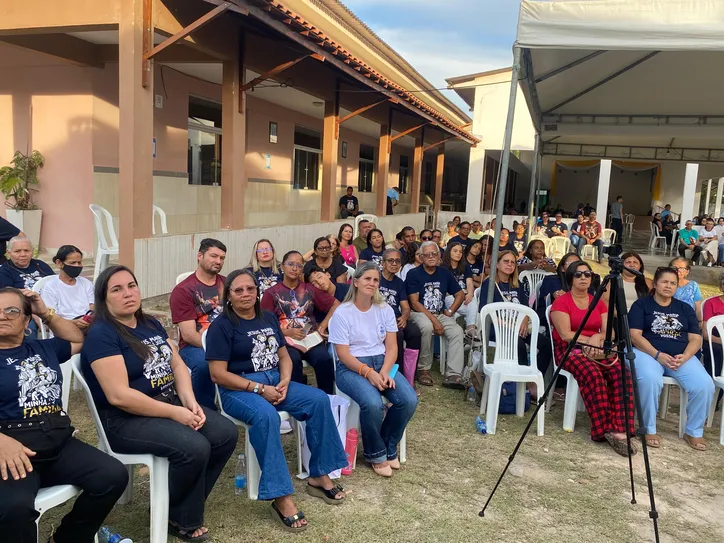 Evento já tradicional reuniu fiéis para celebrar a vocação familiar