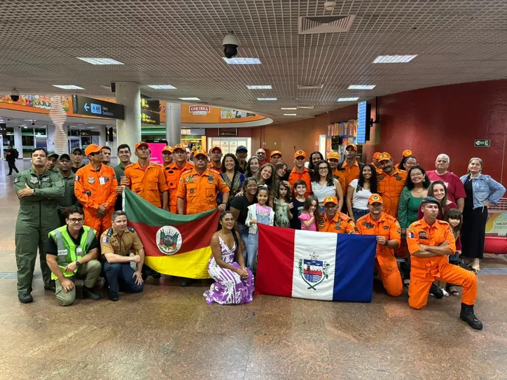 Corpo de Bombeiros de Alagoas seguindo para o resgate no RS