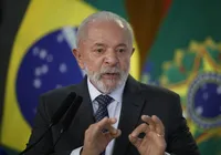 Lula sanciona reajuste de servidores federais com impacto de quase R$ 74 bi em 3 anos imagem