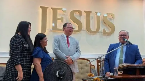 AD em Coruripe empossa pastor Jairo como seu novo dirigente - Imagem