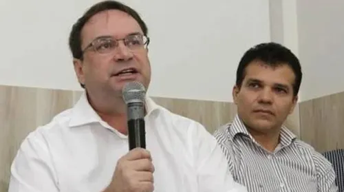 Arapiraca: divisão entre famílias Barbosa e Nezinho projeta novo cenário político - Imagem