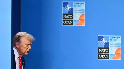 Ataque atrasou em 'muitos anos' o programa nuclear do Irã, diz Trump - Imagem