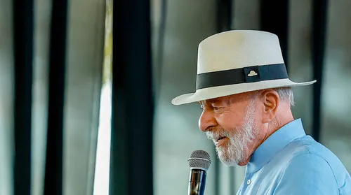 Lula dá aval para AGU judicializar derrubada do IOF - Imagem