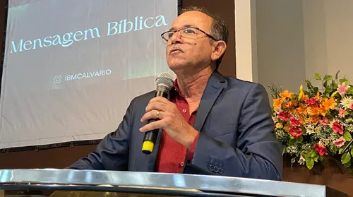 Pastor Alberto agradece a Deus e convoca igreja para orar mais - Imagem