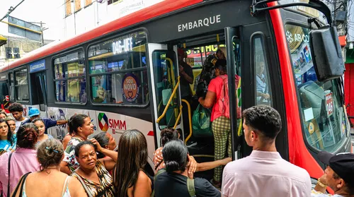 Setor de serviços de AL avança 6,1% e tem a quinta maior alta do País - Imagem