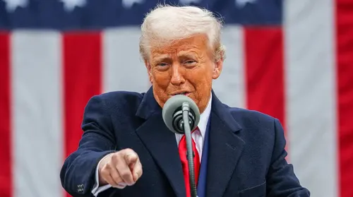 Trump diz que deve conversar com Lula 'em algum momento, mas não agora' - Imagem