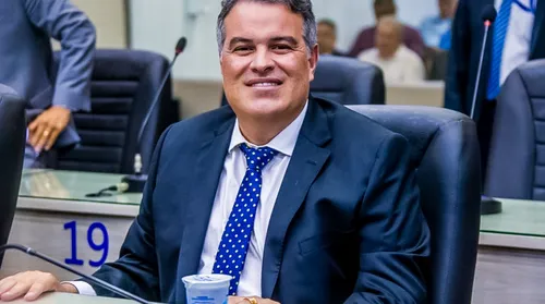 Vereadores cobram explicações sobre destino de empréstimos de R$ 1,2 bilhão - Imagem