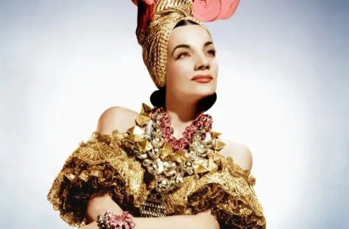 Há 70 anos, Brasil se despedia de Carmen Miranda, a Pequena Notável