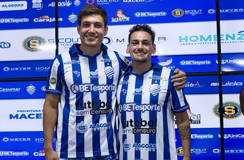 Léo Costa e Cavalleri são apresentados no CSA