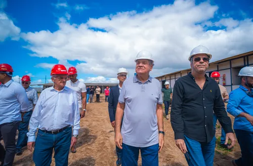 Lessa destaca obras que reforçam saúde no Agreste