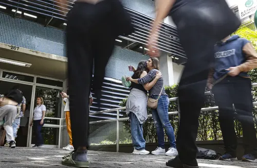 Mulheres representam 60% das inscrições no Enem 2025