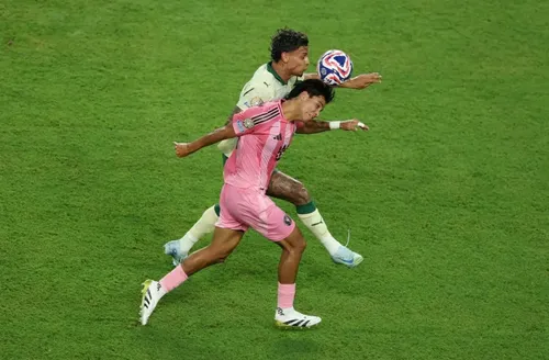 Palmeiras empata com Inter Miami e pega o Botafogo nas oitavas