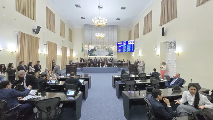 ALE inicia segundo semestre com orçamento em pauta e clima pré-eleitoral