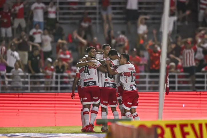 nvicto no Rei Pelé nesta edição da Série B, CRB enfrenta o Goiás