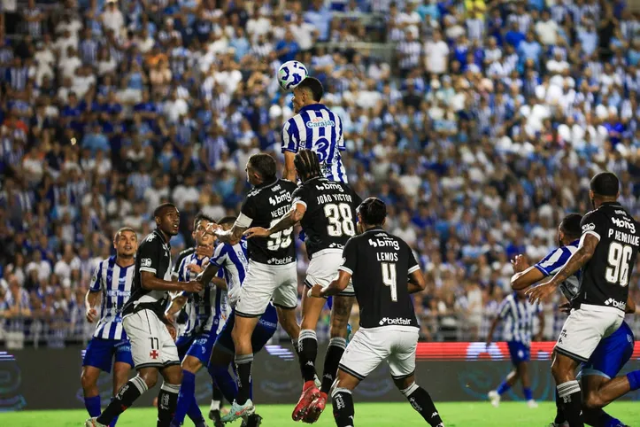 CSA e Vasco ficaram no 0 a 0, em jogo pelas oitavas de final da Copa do Brasil, no Estádio Rei Pelé