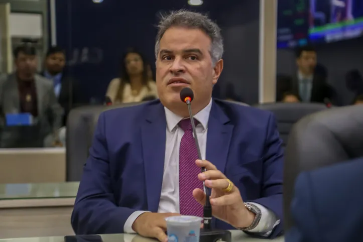 O vereador Samyr Malta (Podemos), presidente da Comissão de Orçamento, pediu o adiamento da votação