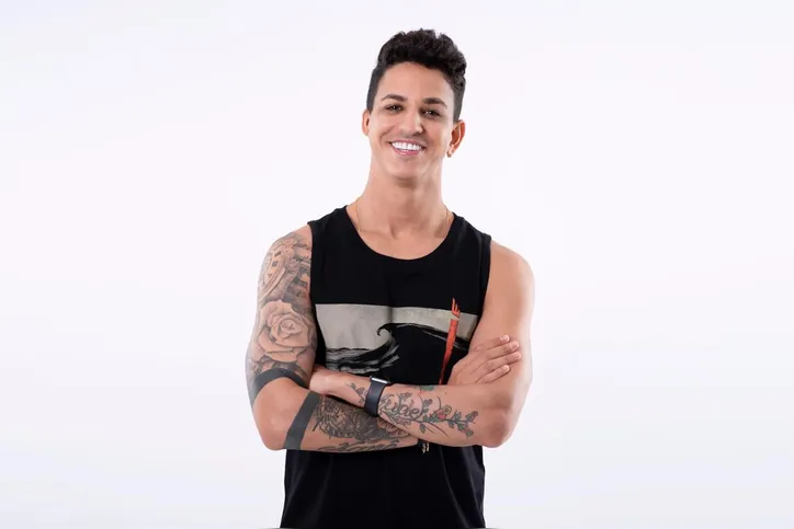 Bruninho faz show para comemorar dez anos de carreira