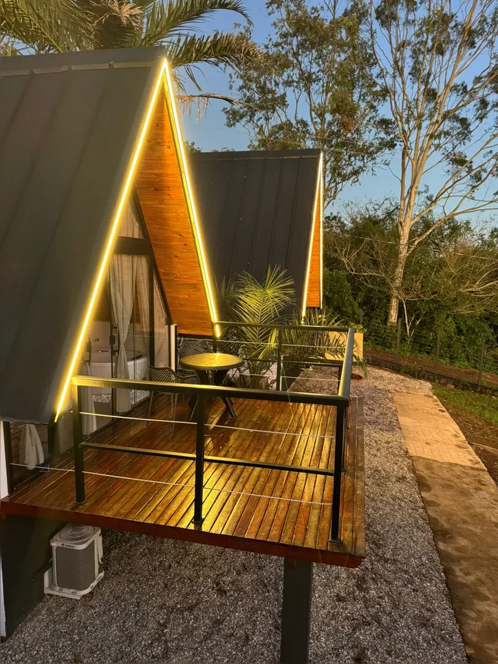 Temperaturas amenas, paisagens serranas e hospedagens intimistas viram atrativos turísticos em cidades do interior
