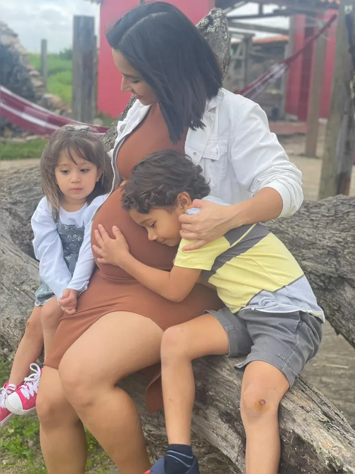 Vaneska Severo tem dois filhos e aguarda a chegada de Liam: educação baseada no diálogo