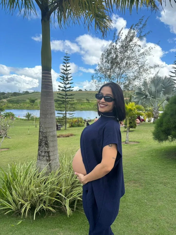 Grávida do terceiro filho, Vaneska conta que também procura se priorizar no dia a dia
