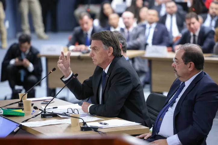 Segundo Bolsonaro, não havia apoio suficiente para uma ruptura