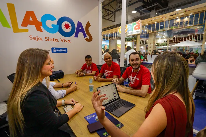 Quase 130 eventos corporativos ocorreram em Alagoas e geraram perto de R$ 175 milhões em 2024
