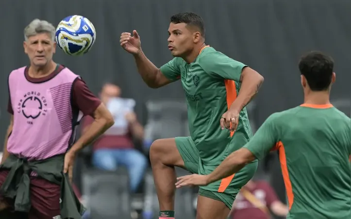 Renato Gaúcho exaltou a liderança de Thiago Silva no Fluminense
