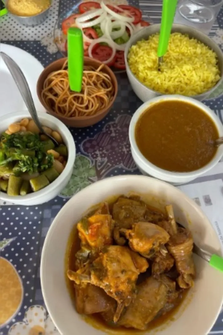 Imagem ilustrativa da imagem Galinha velha deliciosa à caminho de Arapiraca: Restaurante da Carol