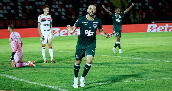 Anselmo Ramon deve atuar contra o ex-clube, neste sábado (14), no Estádio Rei Pelé, pela Série B