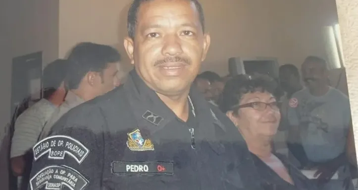 Pedro Silva, de 58 anos, invadiu a casa onde estava a ex-mulher e fez a família refém