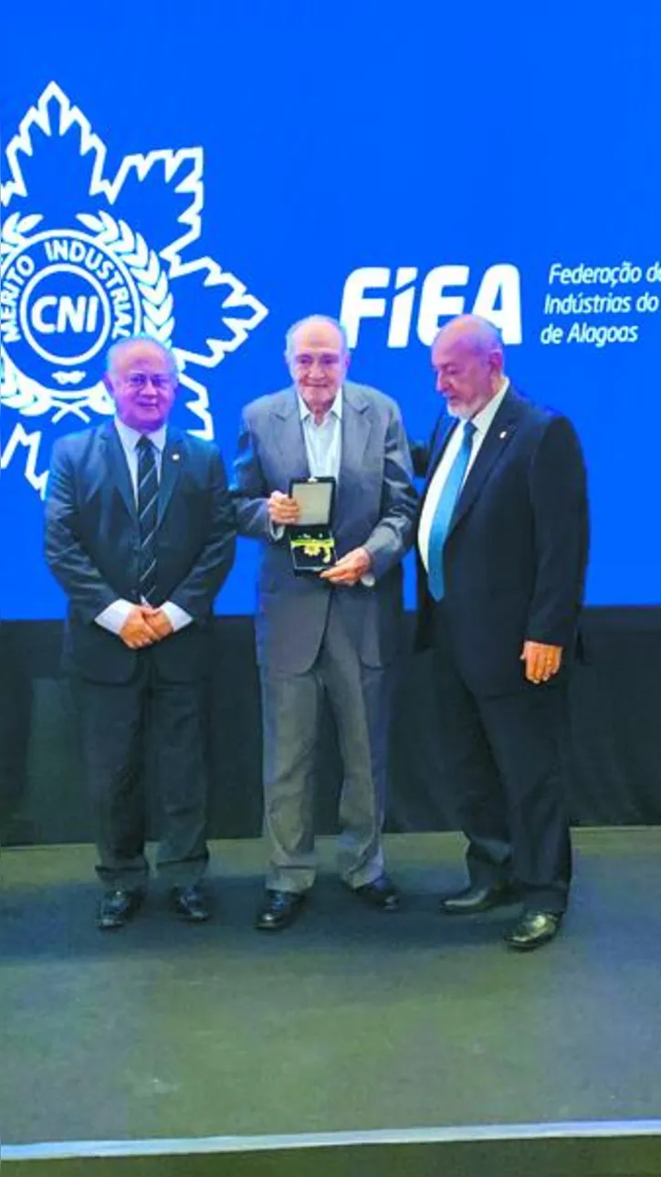 Imagem ilustrativa da imagem Industrial José Carlos Maranhão recebe a outorga da Ordem do Mérito Industrial da CNI
