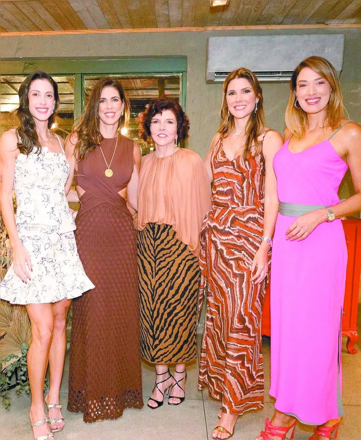 Imagem ilustrativa da imagem Interview exclusiva com ANA BRÍGIDA, especialista em Moda, direto de refúgio do NE em Sampa