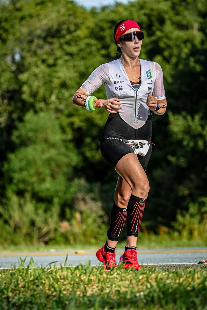 Amanda Brito nos 42km de corrida