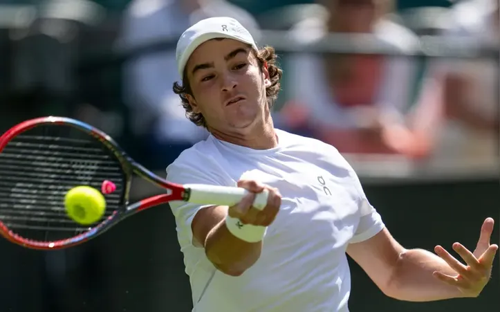 João Fonseca em sua estreia em Wimbledon, nessa segunda