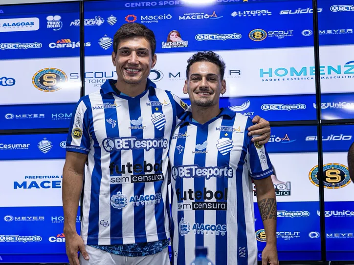 Léo Costa e Cavalleri foram regularizados e podem estrear no CSA