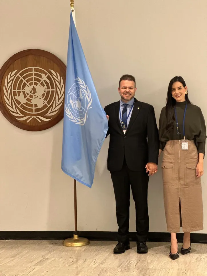 Imagem ilustrativa da imagem Léo Loureiro e Fabiana Lisboa: em Nova York representando a Apae na conferência da ONU COSP18