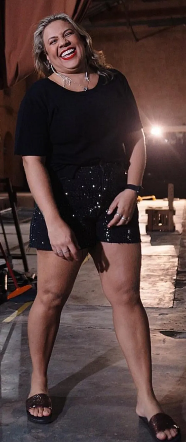 Imagem ilustrativa da imagem Marina Cândia reverencia Vera Arruda, Tânia Pedrosa e outros ícones nos looks do S. João MassaYó