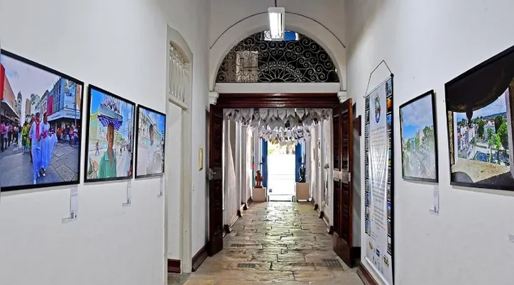 Mostra fotográfica inaugura espaço para exposições na Biblioteca Pública